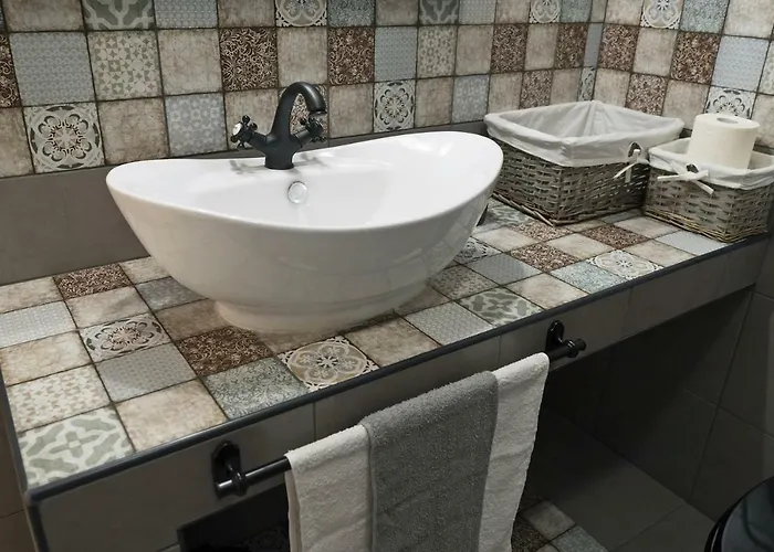 Standard By Hi5 -akacfa 57 * Budapešť